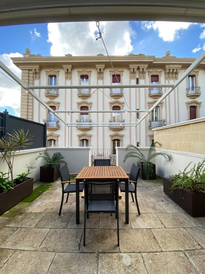 Blu Mazzini 1 - Appartamento Luxury Con Terrazza Privata Lecce Exteriör bild