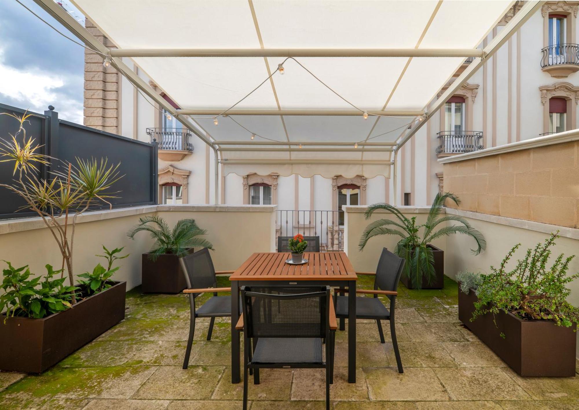Blu Mazzini 1 - Appartamento Luxury Con Terrazza Privata Lecce Exteriör bild
